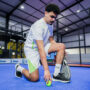 Tenue de sport léger et respirant, idéal pour le padel, le running ou l'entraînement. Confort, liberté de mouvement et design dynamique au rendez-vous.