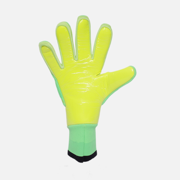 ants de gardien de but avec paume en latex haute adhérence pour un contrôle optimal du ballon. Textile respirant, coupe ergonomique et manchette élastique pour un maintien confortable. Idéals pour l’entraînement et les matchs.