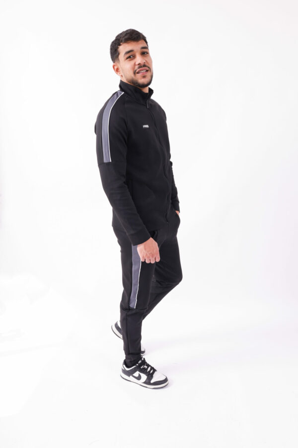 Survêtement Homme Ares – Confort & Style Sportwear Survêtement Homme Ares – Confort & Style Sportwear